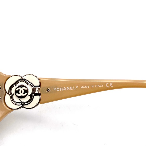 CHANEL Brown Gradient Butterfly Sunglasses main image 5